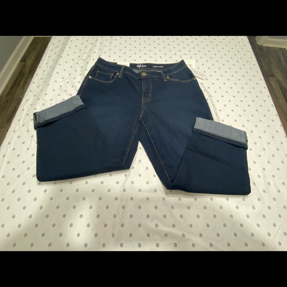 Style & Co‎ NWT Curvy Cuffed Capri ~4 Petite~ Dark Blue Wash Denim~ - Picture 12 of 16